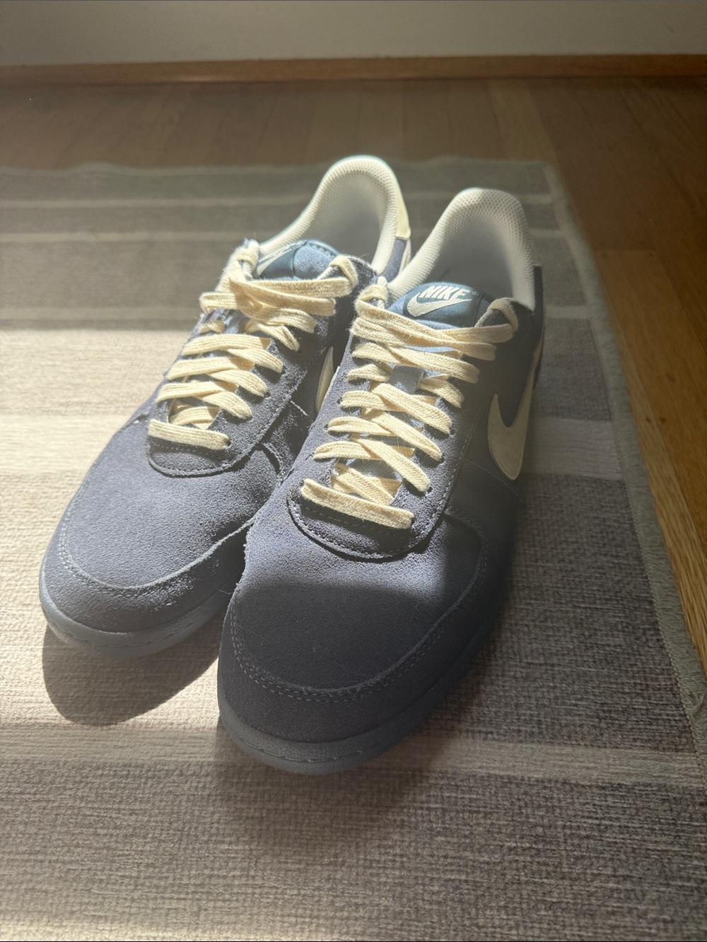 Nike Men’s Field General Low-Top Sneakers in Navy with Cream Accents